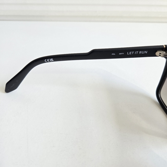 New Quay Level Up Matte Black Frame / Navy Polarized Lens Sunglasses Unisex NWOT - Picture 10 of 11